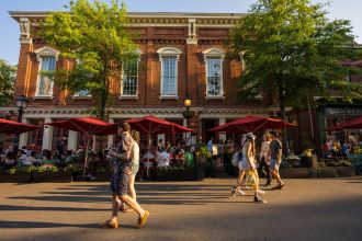 100-King-Street-CREDIT-Chris-Cruz-for-Visit-Alexandria--15--large.jpg